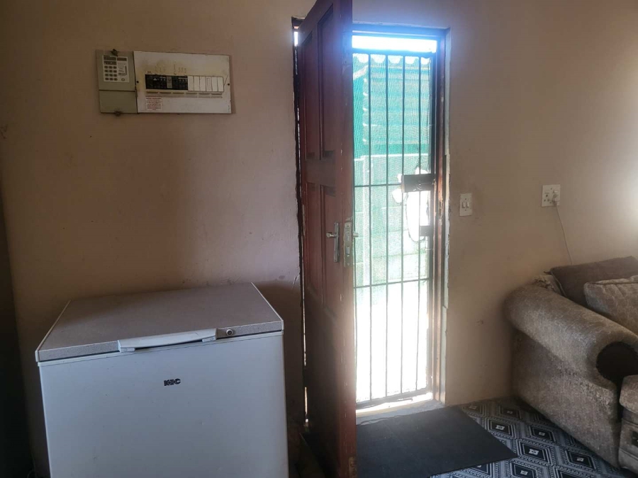 2 Bedroom Property for Sale in Kalkfontein Western Cape